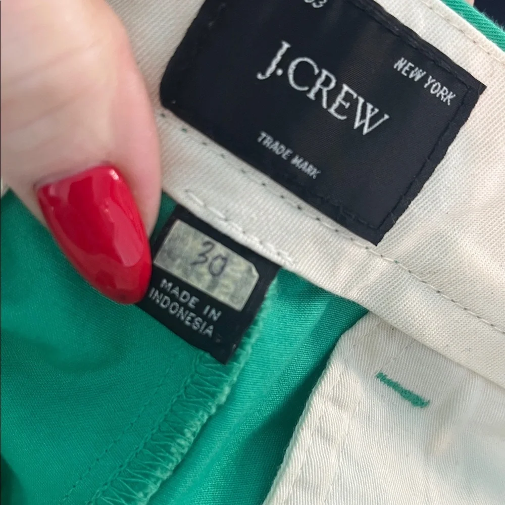 J. Crew Cotton Shorts Men’s 770 Straight Green Waist 32” Inseam 7”